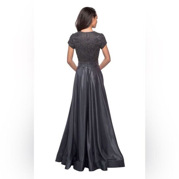 La Femme 26447 Two Tone Satin A-Line V-Neck Gown Platinum Silver Gray - Picture 10 of 16